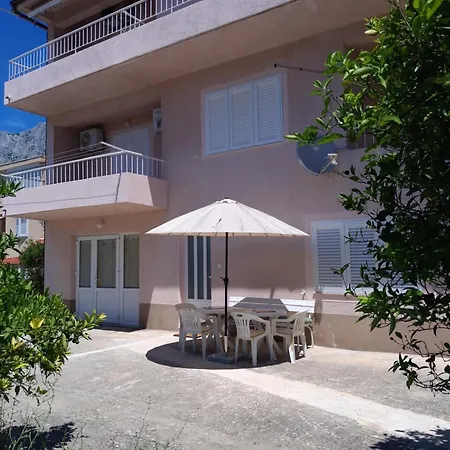 Cecilija Apartmán *